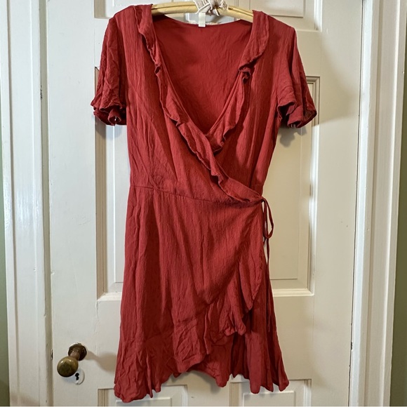 Francescas Miami Wrap Dress - Picture 2 of 6